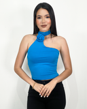 Tops con flor de relivere en el cuello