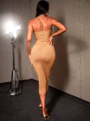 Vestido asimetrico con descote