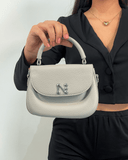 Cartera semi cuero con detalle plateado - ArmasStyle