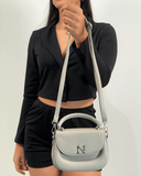 Cartera semi cuero con detalle plateado - ArmasStyle
