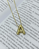 Collar con dige de letra enchapado en oro 18k acero inoxidable - ArmasStyle