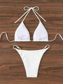Conjunto de bikini unicolor con detalle dorado - ArmasStyle