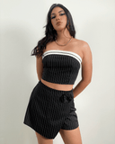 Conjunto de falda shorts y tops con diseño de rayas y detalle de flor - ArmasStyle