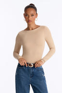 FASHION NOVA Body de manga larga con cuello barco Becky - ArmasStyle