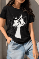 Franela unicolor con diseño en frente de gato - ArmasStyle