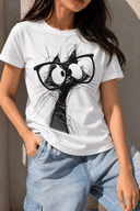 Franela unicolor con diseño en frente de gato - ArmasStyle
