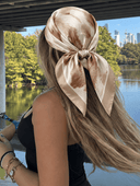 Pañuelo de saten con estampado de machas de 70*70cm - ArmasStyle