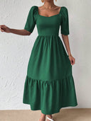 Vestido elegante con escote de corazon bajo y fruncido