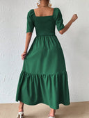 Vestido elegante con escote de corazon bajo y fruncido