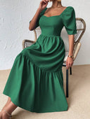Vestido elegante con escote de corazon bajo y fruncido