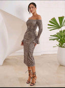 Vestido largo estampado animal print con lentejuelas