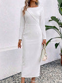 Vestido largo de mujer con botones en las mangas