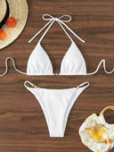 Conjunto de bikini unicolor con detalle dorado