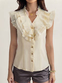 Blusa con diseño de volado