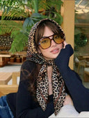 Pañuelo de saten estampado animal print 90*90