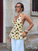 Blusa casual con cuello halter y espalda descubierta estampado de lunares
