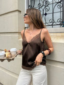 PROXIMAMENTE Blusa de tirates asimetrico con encaje - ArmasStyle