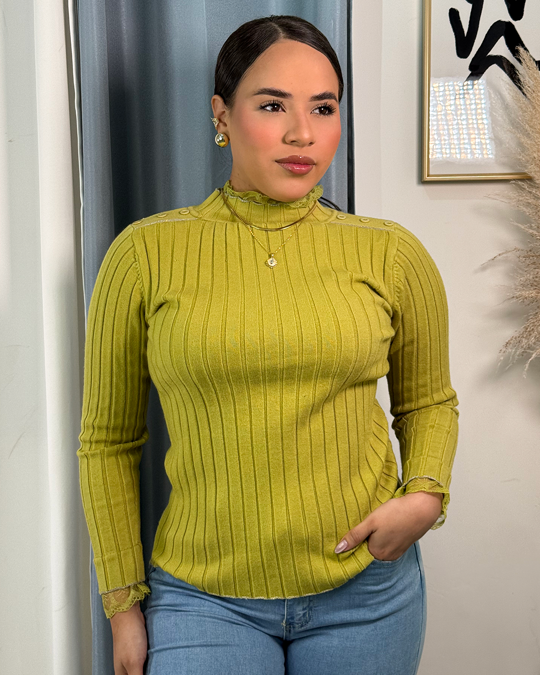 Sueter tejido con detalle de botones