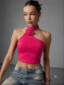 Tops con flor de relivere en el cuello - ArmasStyle