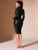 Vestido de cuerina señido a cuerpo con abertura - ArmasStyle
